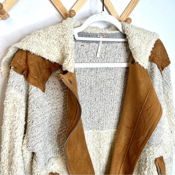 FREE PEOPLE Oatmeal Counting Sheep Sherpa Suede Jacket sz XS/S - Picture 7 of 10